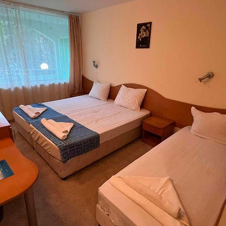 Хотел Диамант Hotel Diamond Balchik Luaran gambar