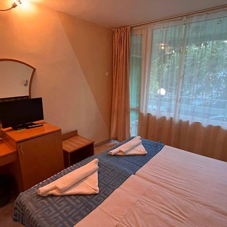 Хотел Диамант Hotel Diamond Balchik Luaran gambar