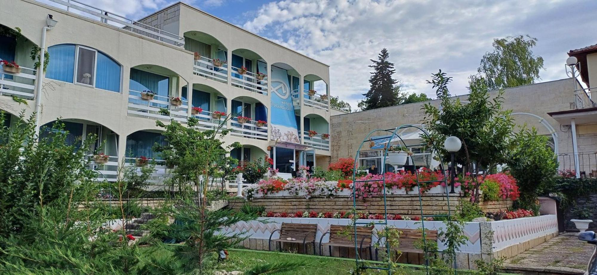 Хотел Диамант Hotel Diamond Balchik Luaran gambar